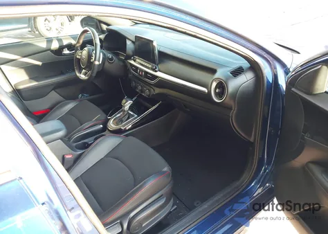 2021 Kia Forte Gt z USA, uszkodzony, nr VIN 3KPF44AC5ME330468